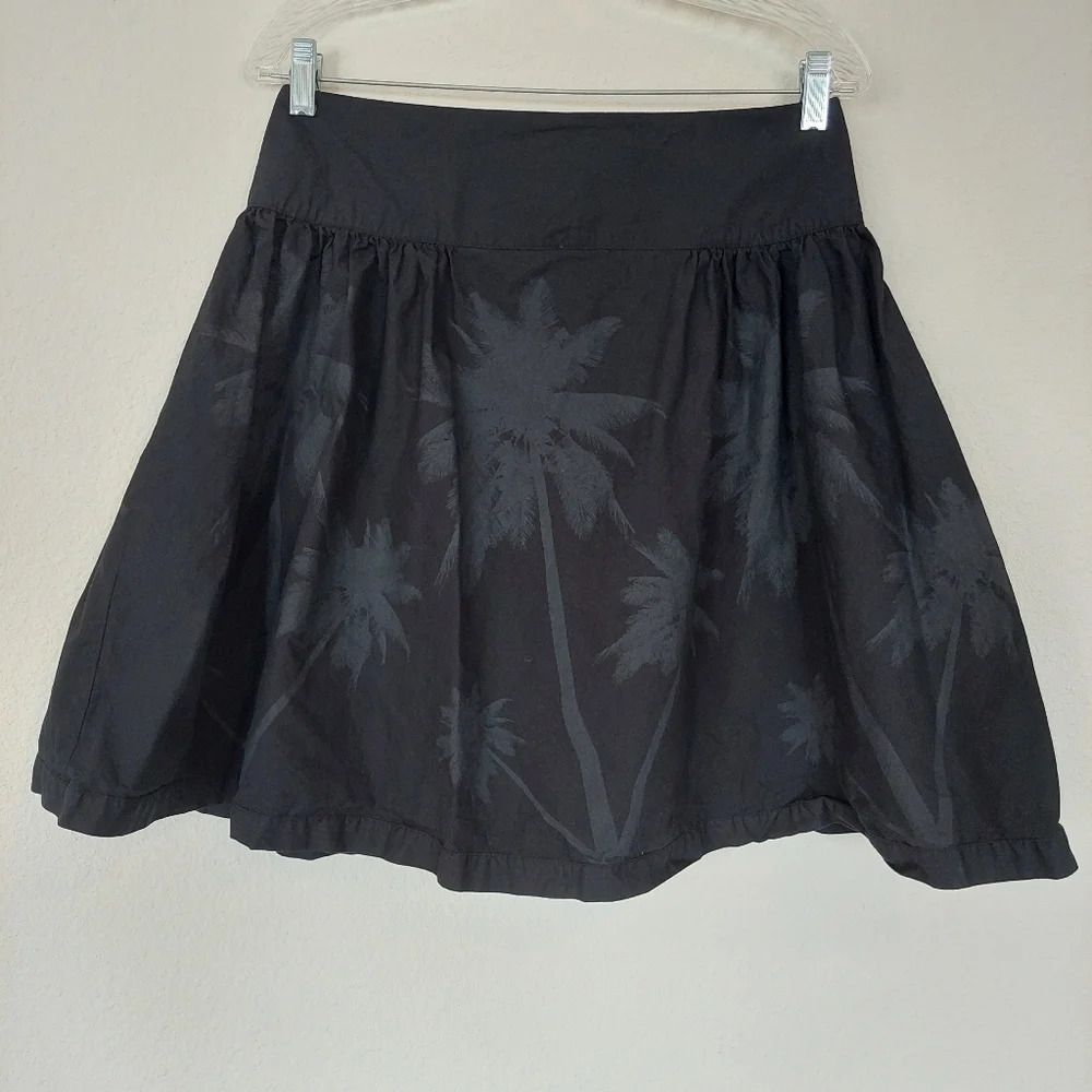 Norma‎ Kamali Palm Tree Print Skirt Black Size 8